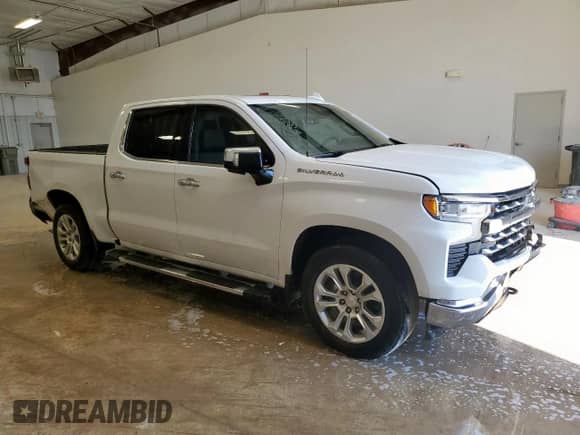 2023 Chevrolet Silverado 1500 LTZ z VIN 2GCPAEED2P1150131, wystawiony jako Copart lot #70593585 z przebiegiem 38 464 mil mil oraz Czysty tytuł • Clean title. Historia ofert i sprzedaży dostępna na DreamBid. Obrazek 4.