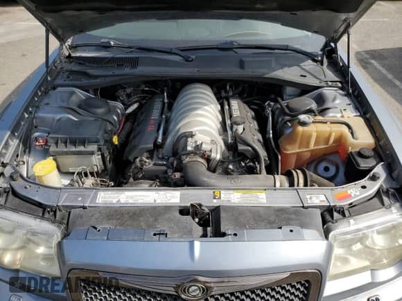 2006 Chrysler 300 C SRT-8 с VIN 2C3LA73W76H508574, выставлен на аукционе Copart как лот 69081025 с пробегом 196 734 миль миль и Чистый • Clean title. История ставок и продаж доступна на DreamBid. Изображение 11.