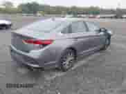 2019 Hyundai Sonata SE с VIN 5NPE24AF2KH765467, выставлен на аукционе IAAI как лот 43223898 с пробегом 217 195 миль миль и . История ставок и продаж доступна на DreamBid. Изображение 4.