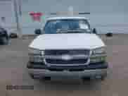 2005 Chevrolet Silverado 1500 LS с VIN 2GCEC13T351239322, выставлен на аукционе IAAI как лот 42450946 с пробегом Не указан миль и . История ставок и продаж доступна на DreamBid. Изображение 11.
