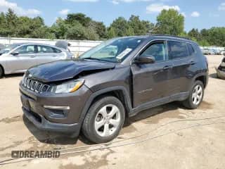 2018 Jeep Compass Altitude with VIN 3C4NJDBB6JT313972, listed as a Copart auction lot 68488105 with 105,933 mi miles and Salvage title. Bid and sale history available at DreamBid. Image 1.