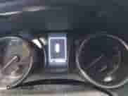 2021 Toyota Camry SE z VIN 4T1G11AKXMU471598, wystawiony jako IAAI lot #43060273 z przebiegiem 87 450 mil mil oraz . Historia ofert i sprzedaży dostępna na DreamBid. Obrazek 7.