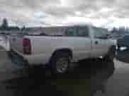 2007 GMC Sierra 1500 Work Truck z VIN 3GTEC14X57G232125, wystawiony jako Copart lot #49252655 z przebiegiem 303 880 mil mil oraz Szkoda całkowita • Salvage title. Historia ofert i sprzedaży dostępna na DreamBid. Obrazek 3.