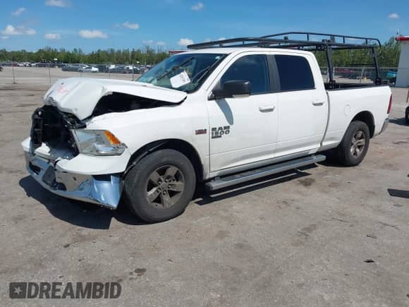 2020 Ram 1500 SLT z VIN 1C6RR6TT0LS135369, wystawiony jako IAAI lot #42567491 z przebiegiem 91 591 mil mil oraz . Historia ofert i sprzedaży dostępna na DreamBid. Obrazek 2.