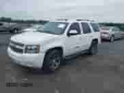 2007 Chevrolet Tahoe LTZ z VIN 1GNFK13007J149042, wystawiony jako IAAI lot #42593189 z przebiegiem 216 791 mil mil oraz . Historia ofert i sprzedaży dostępna na DreamBid. Obrazek 2.