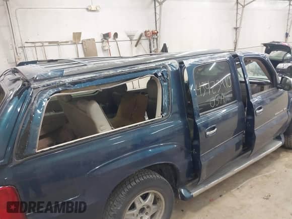 2005 Cadillac Escalade ESV with VIN 3GYFK66N75G149464, listed as a IAAI auction lot 43423910 with 204,314 mi miles and . Bid and sale history available at DreamBid. Image 13.