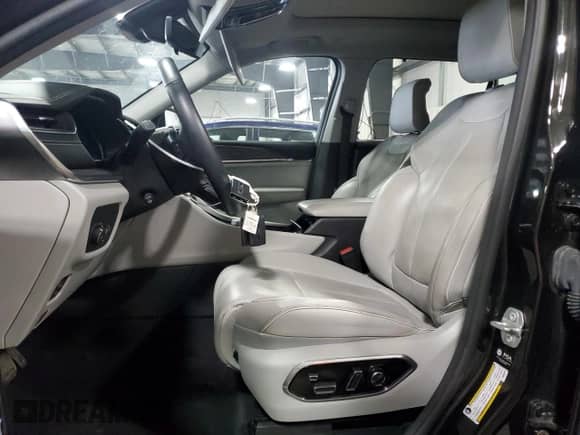 2022 Jeep Grand Cherokee Overland z VIN 1C4RJKDG0N8528119, wystawiony jako Copart lot #68440565 z przebiegiem 80 233 mil mil oraz Szkoda całkowita • Salvage title. Historia ofert i sprzedaży dostępna na DreamBid. Obrazek 7.