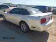 2009 Ford Mustang z VIN 1ZVHT84N195100247, wystawiony jako IAAI lot #43341093 z przebiegiem 94 326 mil mil oraz . Historia ofert i sprzedaży dostępna na DreamBid. Obrazek 3.