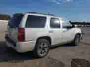 2010 Chevrolet Tahoe LTZ с VIN 1GNUCCE0XAR290190, выставлен на аукционе Copart как лот 85536975 с пробегом 207 271 миль миль и Списание • Salvage title. История ставок и продаж доступна на DreamBid. Изображение 3.
