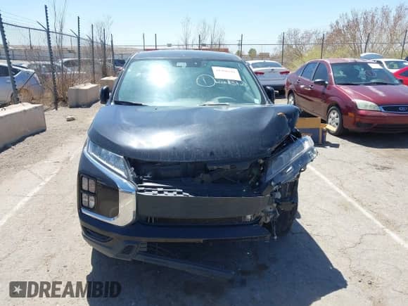 2021 Mitsubishi Outlander ES z VIN JA4APUAU2MU000390, wystawiony jako IAAI lot #41980191 z przebiegiem 61 912 mil mil oraz . Historia ofert i sprzedaży dostępna na DreamBid. Obrazek 12.