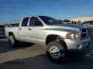 2005 Dodge 1500 SLT z VIN 1D7HU18D25J507638, wystawiony jako Copart lot #81857015 z przebiegiem 159 957 mil mil oraz Czysty tytuł • Clean title. Historia ofert i sprzedaży dostępna na DreamBid. Obrazek 4.