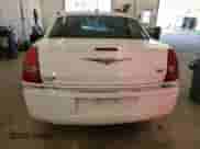 2008 Chrysler 300 Limited с VIN 2C3KA33G38H253728, выставлен на аукционе Copart как лот 82060785 с пробегом 159 147 миль миль и Списание • Salvage title. История ставок и продаж доступна на DreamBid. Изображение 6.