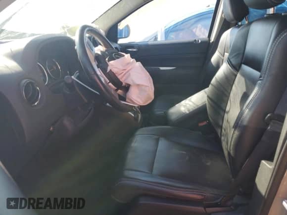 2017 Jeep Compass High Altitude с VIN 1C4NJCEB1HD198946, выставлен на аукционе Copart как лот 66595345 с пробегом Не указан миль и Списание • Salvage title. История ставок и продаж доступна на DreamBid. Изображение 7.