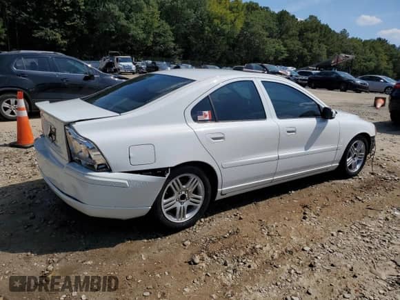 2008 Volvo S60 2.5T с VIN YV1RS592582681561, выставлен на аукционе Copart как лот 71954875 с пробегом 148 990 миль миль и Списание • Salvage title. История ставок и продаж доступна на DreamBid. Изображение 3.