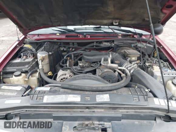 1996 Chevrolet S-10 LS с VIN 1GCCT19W2T8123497, выставлен на аукционе IAAI как лот 41263496 с пробегом 214 457 миль миль и . История ставок и продаж доступна на DreamBid. Изображение 10.