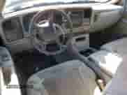 2001 Chevrolet Silverado 3500 с VIN 1GCJK39161E273928, выставлен на аукционе Copart как лот 65502885 с пробегом 475 989 миль миль и Чистый • Clean title. История ставок и продаж доступна на DreamBid. Изображение 8.