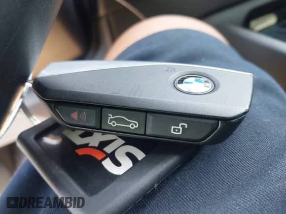 2024 BMW 5 Series 530i xDrive с VIN WBA53FJ07RCR50119, выставлен на аукционе IAAI как лот 42934448 с пробегом 36 496 миль миль и . История ставок и продаж доступна на DreamBid. Изображение 11.