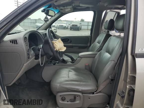 2003 Chevrolet TrailBlazer EXT LT z VIN 1GNET16S036143972, wystawiony jako Copart lot #71567945 z przebiegiem Nie podano mil oraz Szkoda całkowita • Salvage title. Historia ofert i sprzedaży dostępna na DreamBid. Obrazek 7.