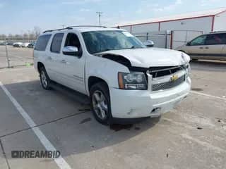 2013 Chevrolet Suburban LTZ с VIN 1GNSKKE74DR246224, выставлен на аукционе IAAI как лот 42055607 с пробегом 219 504 миль миль и . История ставок и продаж доступна на DreamBid. Изображение 1.