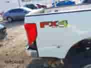 2018 Ford F-250 XL with VIN 1FT7W2BT5JEC78221, listed as a IAAI auction lot 43043737 with 125,888 mi miles and . Bid and sale history available at DreamBid. Image 19.