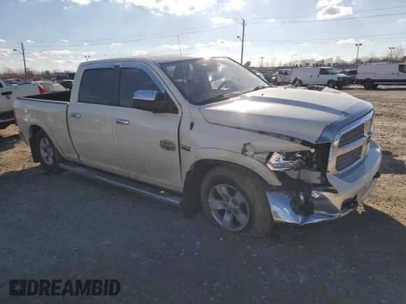 2017 Ram 1500 Limited z VIN 1C6RR7WT5HS535503, wystawiony jako Copart lot #46579595 z przebiegiem 85 968 mil mil oraz Szkoda całkowita • Salvage title. Historia ofert i sprzedaży dostępna na DreamBid. Obrazek 4.