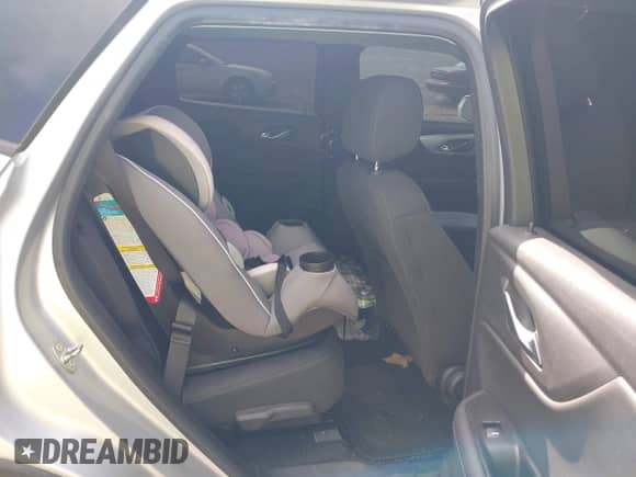 2019 Chevrolet Blazer with VIN 3GNKBBRA5KS673248, listed as a IAAI auction lot 42536237 with 77,086 mi miles and . Bid and sale history available at DreamBid. Image 8.