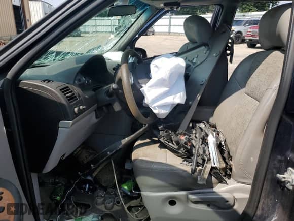 2006 Saturn Relay 2 FWD с VIN 5GZDV03L76D194874, выставлен на аукционе Copart как лот 65356045 с пробегом Не указан миль и Чистый • Clean title. История ставок и продаж доступна на DreamBid. Изображение 7.