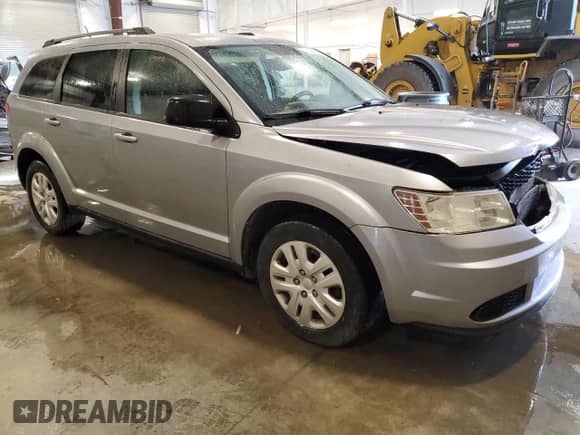 2017 Dodge Journey SE z VIN 3C4PDCAB7HT700763, wystawiony jako Copart lot #71421895 z przebiegiem 196 224 mil mil oraz Szkoda całkowita • Salvage title. Historia ofert i sprzedaży dostępna na DreamBid. Obrazek 4.