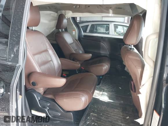 2015 Toyota Sienna Limited with VIN 5TDDK3DC6FS122871, listed as a IAAI auction lot 41396052 with 133,161 mi miles and . Bid and sale history available at DreamBid. Image 8.