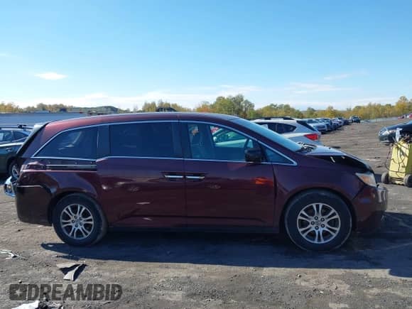 2012 Honda Odyssey EX с VIN 5FNRL5H41CB117062, выставлен на аукционе IAAI как лот 43485590 с пробегом 315 075 миль миль и . История ставок и продаж доступна на DreamBid. Изображение 13.