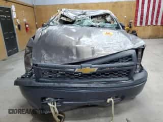 2014 Chevrolet Silverado 1500 Work Truck z VIN 1GCNKPEH0EZ172443, wystawiony jako Copart lot #81852075 z przebiegiem 143 921 mil mil oraz Szkoda całkowita • Salvage title. Historia ofert i sprzedaży dostępna na DreamBid. Obrazek 5.