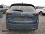 2023 Mazda CX-5 S Carbon Edition z VIN JM3KFBCM4P0111590, wystawiony jako Copart lot #80024545 z przebiegiem 81 621 mil mil oraz Nie do naprawy • Non repairable. Historia ofert i sprzedaży dostępna na DreamBid. Obrazek 6.