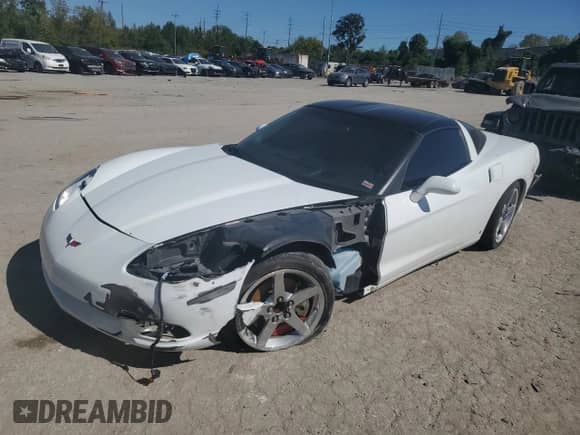 2007 Chevrolet Corvette with VIN 1G1YY26U275122057, listed as a Copart auction lot 73200474 with 88,667 mi miles and Salvage title. Bid and sale history available at DreamBid. Image 1.