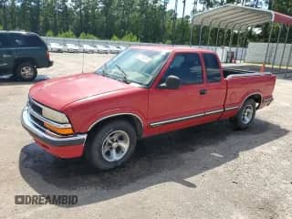 1998 Chevrolet S-10 LS с VIN 1GCCS19X9W8136263, выставлен на аукционе Copart как лот 70266395 с пробегом Не указан миль и Списание • Salvage title. История ставок и продаж доступна на DreamBid. Изображение 1.
