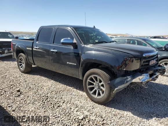 2011 GMC Sierra 1500 SLT z VIN 3GTP2WE32BG129872, wystawiony jako Copart lot #67930645 z przebiegiem 175 449 mil mil oraz Szkoda całkowita • Salvage title. Historia ofert i sprzedaży dostępna na DreamBid. Obrazek 4.