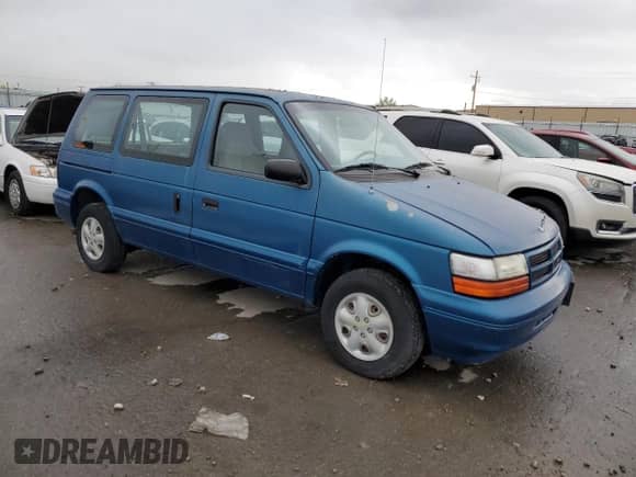 1994 Dodge Caravan with VIN 2B4GH2531RR742512, listed as a Copart auction lot 78172794 with 120,838 mi miles and Clean title. Bid and sale history available at DreamBid. Image 4.