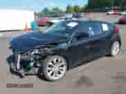 2012 Hyundai Veloster w/Black Int с VIN KMHTC6AD8CU046547, выставлен на аукционе IAAI как лот 42388735 с пробегом 12 884 миль миль и . История ставок и продаж доступна на DreamBid. Изображение 2.