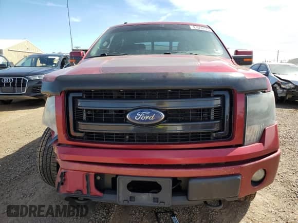 2013 Ford F-150 XLT z VIN 1FTFW1E6XDFC98555, wystawiony jako Copart lot #81559175 z przebiegiem 242 520 mil mil oraz Szkoda całkowita • Salvage title. Historia ofert i sprzedaży dostępna na DreamBid. Obrazek 5.