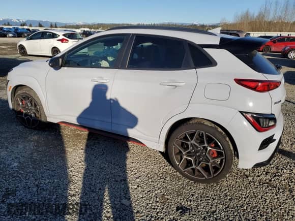 2023 Hyundai Kona с VIN KM8KH3AC3PU007115, выставлен на аукционе Copart как лот 44936025 с пробегом 6 772 миль миль и Списание • Salvage title. История ставок и продаж доступна на DreamBid. Изображение 2.