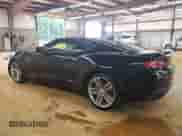 2018 Chevrolet Camaro 1SS z VIN 1G1FF1R71J0110709, wystawiony jako Copart lot #82028345 z przebiegiem 85 225 mil mil oraz Szkoda całkowita • Salvage title. Historia ofert i sprzedaży dostępna na DreamBid. Obrazek 2.