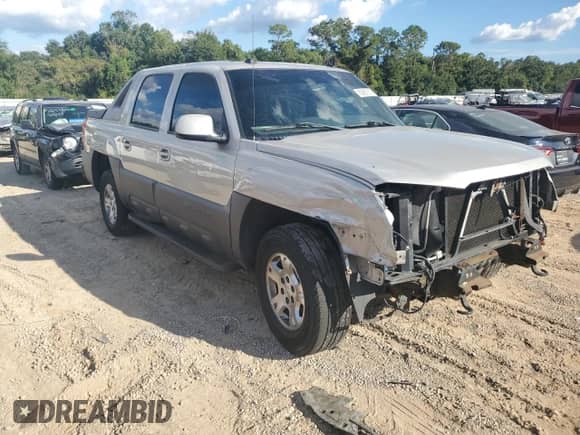 2004 Chevrolet Avalanche Z71 с VIN 3GNEK12T04G187052, выставлен на аукционе Copart как лот 83967015 с пробегом 177 959 миль миль и Списание • Salvage title. История ставок и продаж доступна на DreamBid. Изображение 4.