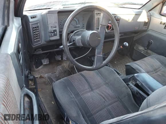 1991 Chevrolet S-10 с VIN 1GCCS19R1M8194351, выставлен на аукционе Copart как лот 82874564 с пробегом 171 584 миль миль и Списание • Salvage title. История ставок и продаж доступна на DreamBid. Изображение 8.
