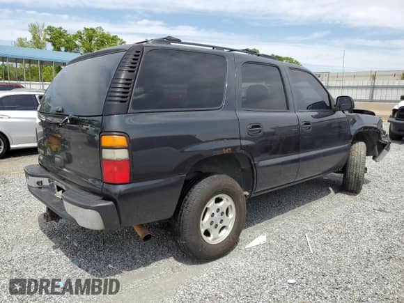 2006 Chevrolet Tahoe LS z VIN 1GNEK13T86J155675, wystawiony jako Copart lot #53266095 z przebiegiem 271 497 mil mil oraz Szkoda całkowita • Salvage title. Historia ofert i sprzedaży dostępna na DreamBid. Obrazek 3.