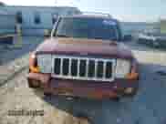 2008 Jeep Commander Limited с VIN 1J8HG58NX8C232281, выставлен на аукционе Copart как лот 84808465 с пробегом 201 224 миль миль и Чистый • Clean title. История ставок и продаж доступна на DreamBid. Изображение 5.