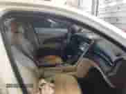 2013 Chevrolet Malibu LTZ с VIN 1G11H5SA6DF123555, выставлен на аукционе IAAI как лот 41351172 с пробегом 178 140 миль миль и . История ставок и продаж доступна на DreamBid. Изображение 5.