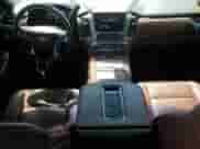 2019 Chevrolet Tahoe Premier с VIN 1GNSKCKC0KR142673, выставлен на аукционе Copart как лот 81053315 с пробегом 78 322 миль миль и Списание • Salvage title. История ставок и продаж доступна на DreamBid. Изображение 8.