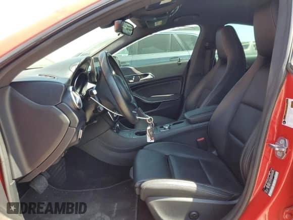 2019 Mercedes-Benz CLA 250 с VIN WDDSJ4EB6KN752191, выставлен на аукционе Copart как лот 64494575 с пробегом 68 978 миль миль и Списание • Salvage title. История ставок и продаж доступна на DreamBid. Изображение 7.