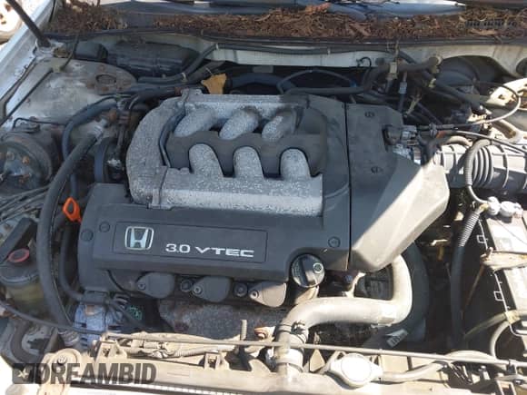 2001 Honda Accord EX z VIN 1HGCG16501A072217, wystawiony jako IAAI lot #43145354 z przebiegiem 162 546 mil mil oraz . Historia ofert i sprzedaży dostępna na DreamBid. Obrazek 10.