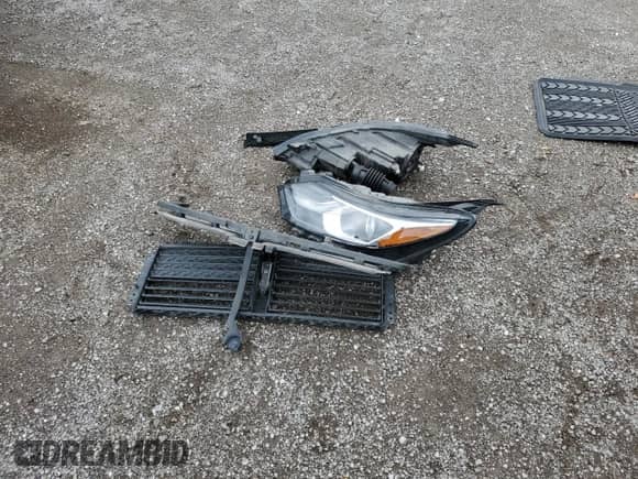 2020 Chevrolet Equinox LS с VIN 2GNAXSEV7L6230296, выставлен на аукционе Copart как лот 87045495 с пробегом 146 601 миль миль и Списание • Salvage title. История ставок и продаж доступна на DreamBid. Изображение 13.