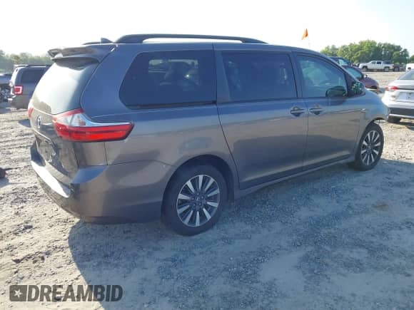 2018 Toyota Sienna LE с VIN 5TDJZ3DC3JS190746, выставлен на аукционе IAAI как лот 42161562 с пробегом 180 000 миль миль и . История ставок и продаж доступна на DreamBid. Изображение 4.